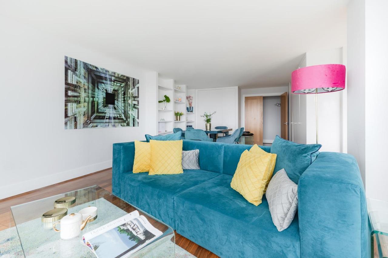 Best Thames View In Town! Large Luxxe Nomad Design Family Home London Eksteriør billede