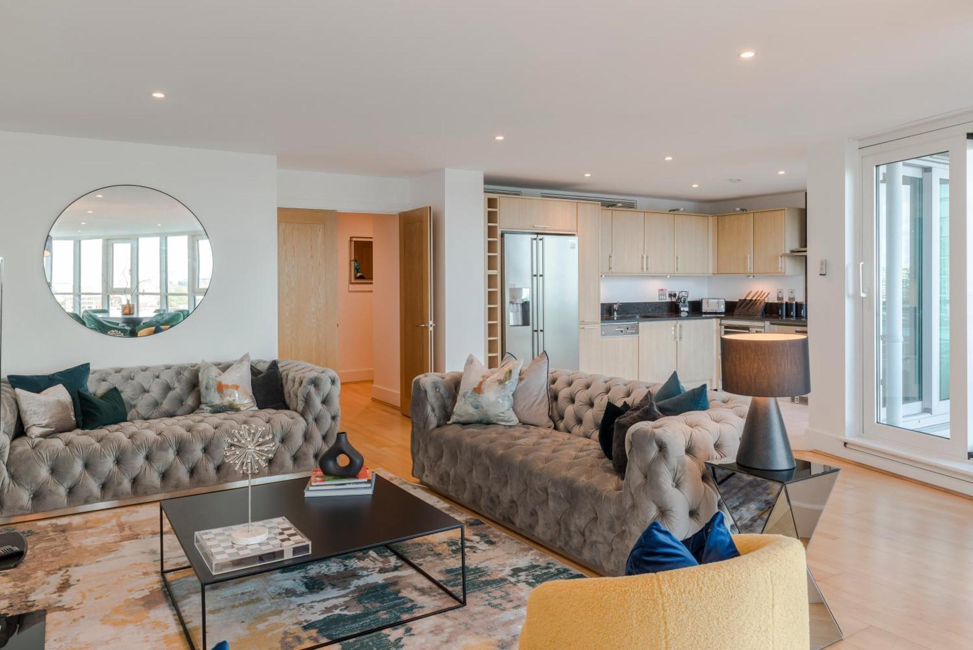 Best Thames View In Town! Large Luxxe Nomad Design Family Home London Eksteriør billede