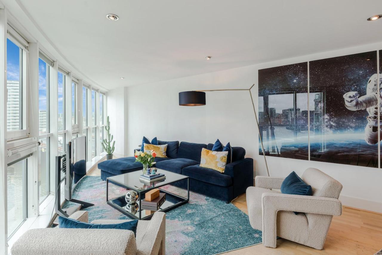 Best Thames View In Town! Large Luxxe Nomad Design Family Home London Eksteriør billede