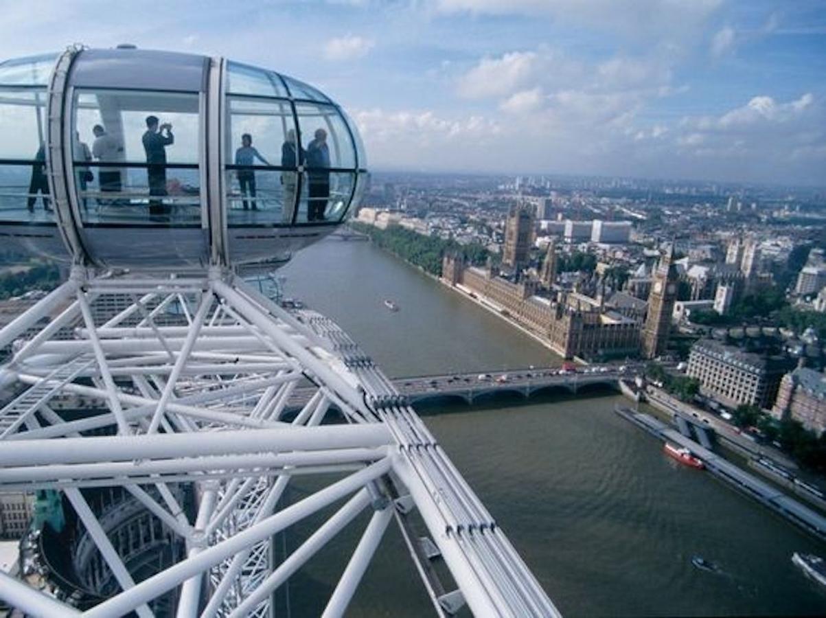 Best Thames View In Town! Large Luxxe Nomad Design Family Home London Eksteriør billede